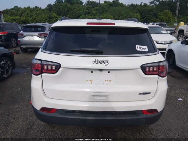 2022 Jeep Compass Latitude Fwd მანქანა იყიდება აუქციონზე, vin: 3C4NJCBB5NT120227, აუქციონის ნომერი: 45413149