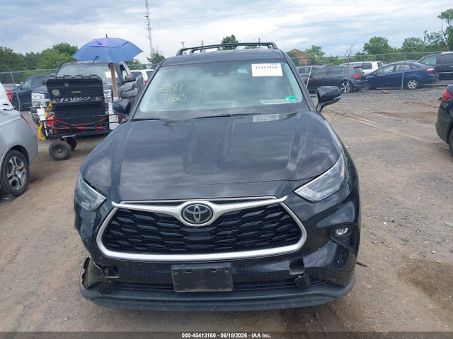Auction sale of the 2022 Toyota Highlander Le, vin: 5TDBZRBHXNS166102, lot number: 45413160