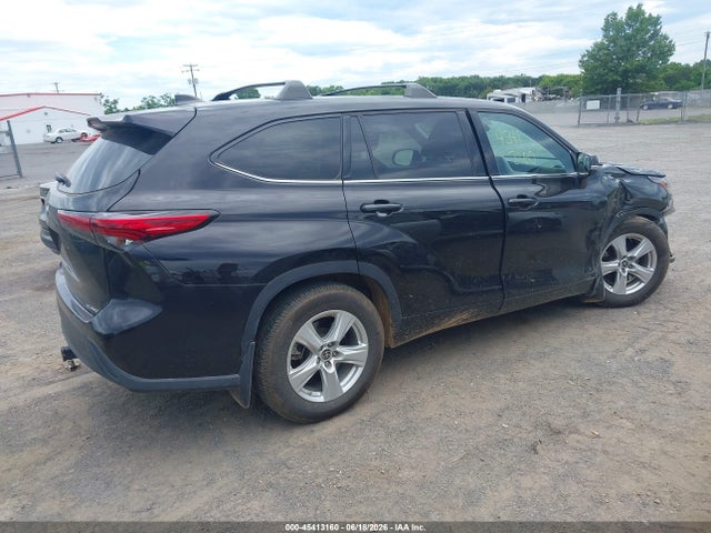 Продаж на аукціоні авто 2022 Toyota Highlander Le, vin: 5TDBZRBHXNS166102, номер лоту: 45413160