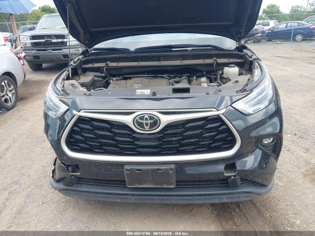 Auction sale of the 2022 Toyota Highlander Le, vin: 5TDBZRBHXNS166102, lot number: 45413160