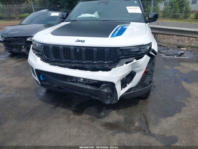 Продаж на аукціоні авто 2022 Jeep Grand Cherokee 4xe Trailhawk 4x4, vin: 1C4RJYC63N8767112, номер лоту: 45413167
