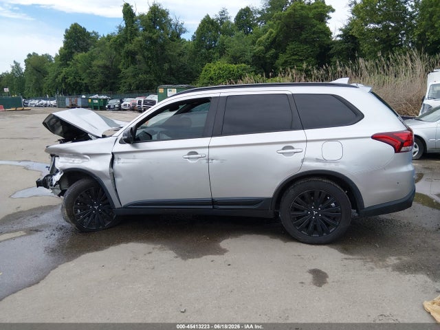 2020 Mitsubishi Outlander Le 2.4 მანქანა იყიდება აუქციონზე, vin: JA4AD3A3XLZ042589, აუქციონის ნომერი: 45413223