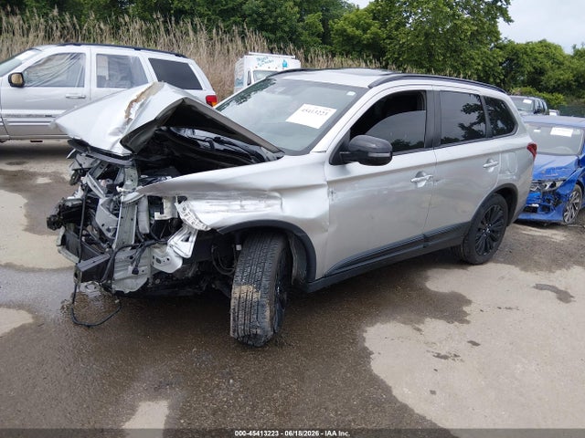 2020 Mitsubishi Outlander Le 2.4 მანქანა იყიდება აუქციონზე, vin: JA4AD3A3XLZ042589, აუქციონის ნომერი: 45413223