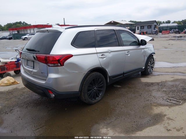 2020 Mitsubishi Outlander Le 2.4 მანქანა იყიდება აუქციონზე, vin: JA4AD3A3XLZ042589, აუქციონის ნომერი: 45413223