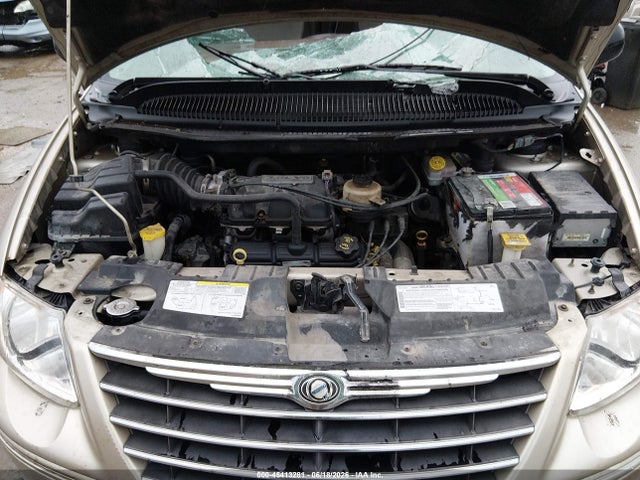 Продажа на аукционе авто 2005 Chrysler Town & Country Limited, vin: 2C8GP64L85R123638, номер лота: 45413281