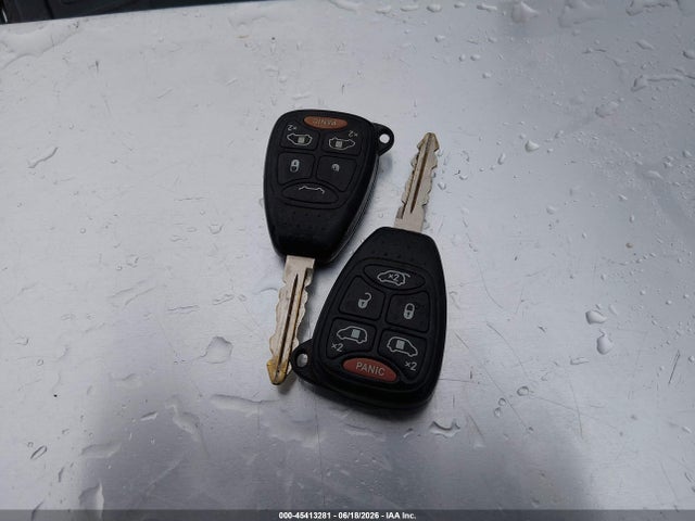 Продажа на аукционе авто 2005 Chrysler Town & Country Limited, vin: 2C8GP64L85R123638, номер лота: 45413281
