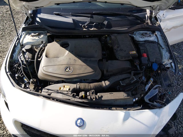 WDDSJ4EB8EN045050 Mercedes-Benz CLA 250