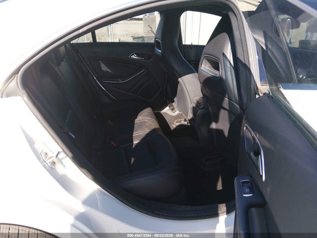WDDSJ4EB8EN045050 Mercedes-Benz CLA 250