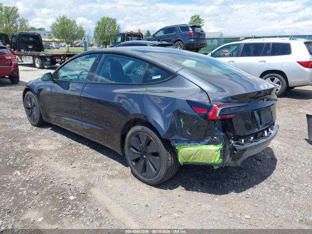 Tesla Model 3 Long Range All-wheel Drive 2025 5YJ3E1EB8SF939528 Image 3