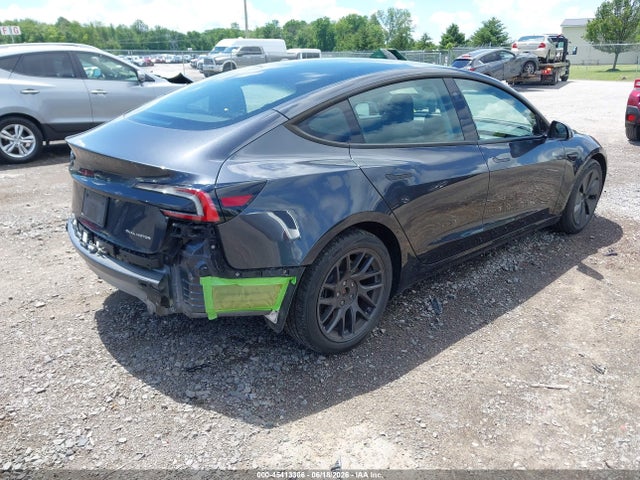 Tesla Model 3 Long Range All-wheel Drive 2025 5YJ3E1EB8SF939528 Image 4
