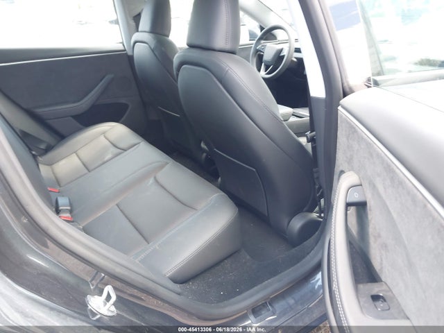 Tesla Model 3 Long Range All-wheel Drive 2025 5YJ3E1EB8SF939528 Image 8