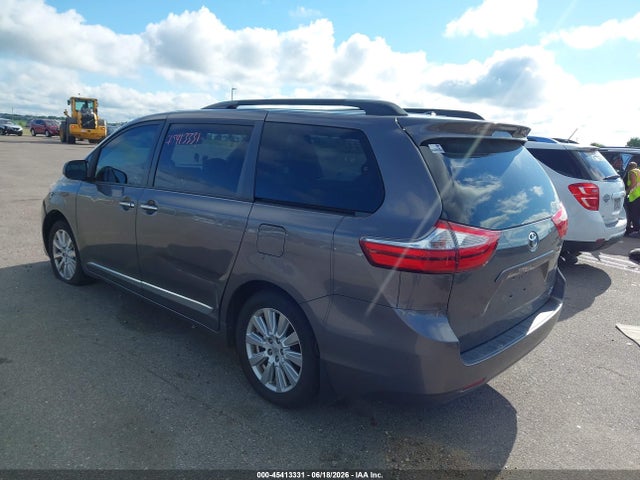 Toyota Sienna Xle 7 Passenger 2017 5TDDZ3DC4HS153129 Image 3