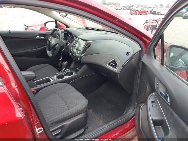 45413346 :رقم المزاد ، 1G1BE5SM6J7220168 vin ، 2018 Chevrolet Cruze Lt Auto مزاد بيع