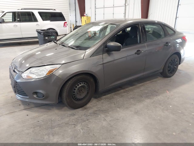 Ford FOCUS S 2014 1FADP3E24EL428464 Image 2