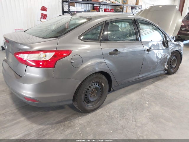 Ford FOCUS S 2014 1FADP3E24EL428464 Image 4