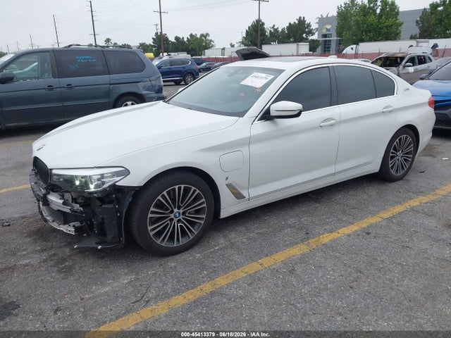 WBAJA9C55KB399781 BMW 530e Iperformance