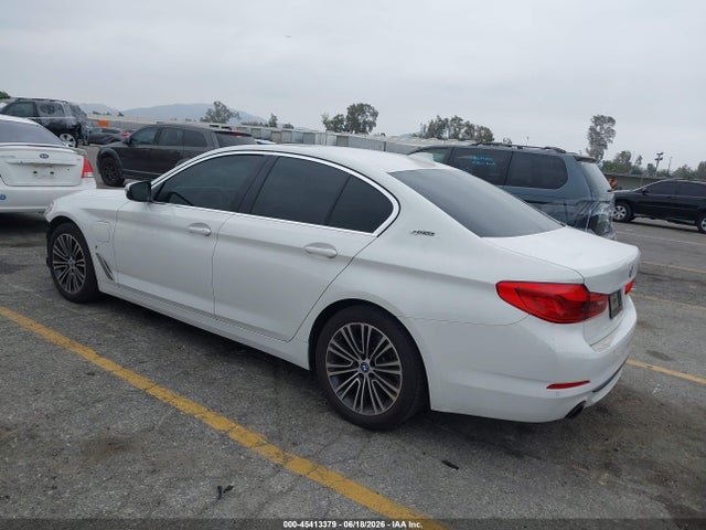 WBAJA9C55KB399781 BMW 530e Iperformance