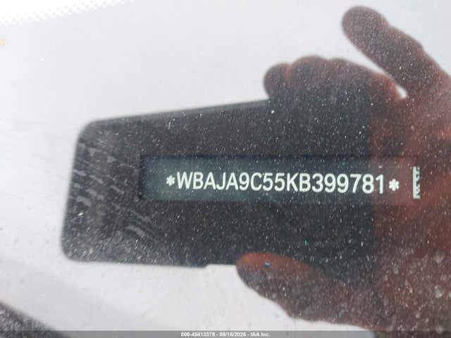 WBAJA9C55KB399781 BMW 530e Iperformance
