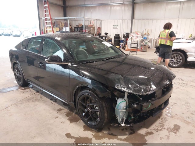 2025 Kia K4 Gt-line Turbo მანქანა იყიდება აუქციონზე, vin: 3KPFW4DC4SE197804, აუქციონის ნომერი: 45413388