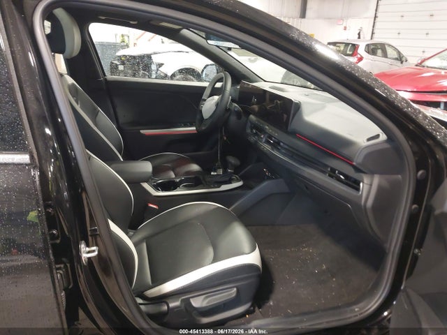Продажа на аукционе авто 2025 Kia K4 Gt-line Turbo, vin: 3KPFW4DC4SE197804, номер лота: 45413388