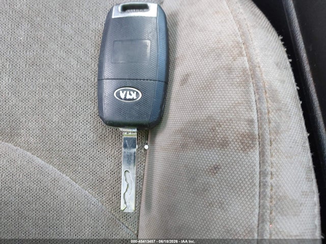 KIA Optima Lx 2016 KNAGT4L36G5092261 Image 11
