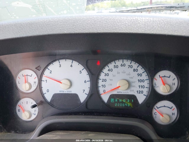 45413484 :رقم المزاد ، 1D7HU182X7J512345 vin ، 2007 Dodge Ram 1500 Slt/trx4 Off Road/sport مزاد بيع