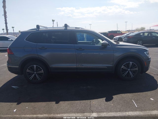 3VV2B7AXXJM136725 Volkswagen Tiguan 2.0t Se/2.0t Sel