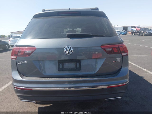 3VV2B7AXXJM136725 Volkswagen Tiguan 2.0t Se/2.0t Sel
