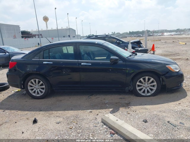 45413525 :رقم المزاد ، 1C3CCBCG1EN100261 vin ، 2014 Chrysler 200 Limited مزاد بيع