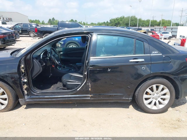 45413525 :رقم المزاد ، 1C3CCBCG1EN100261 vin ، 2014 Chrysler 200 Limited مزاد بيع