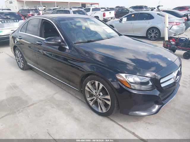Mercedes-Benz C 300 2017 55SWF4JB2HU220459 главное изображение