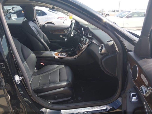 Aukcja sprzedaży 2017 Mercedes-benz C 300, vin: 55SWF4JB2HU220459, numer aukcji: 45413555