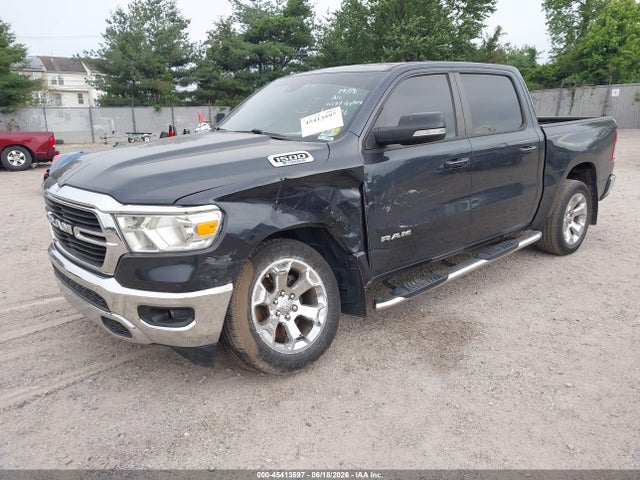 45413597 :رقم المزاد ، 1C6RREFGXMN813585 vin ، 2021 Ram 1500 Big Horn  4x2 5'7 Box مزاد بيع