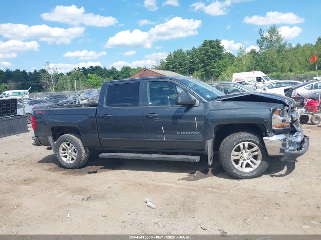 3GCUKREC8JG212368 Chevrolet Silverado 1500 Lt