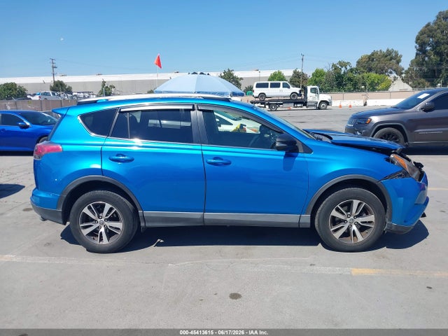 Toyota Rav4 Xle 2016 JTMWFREV9GD092052 Image 13