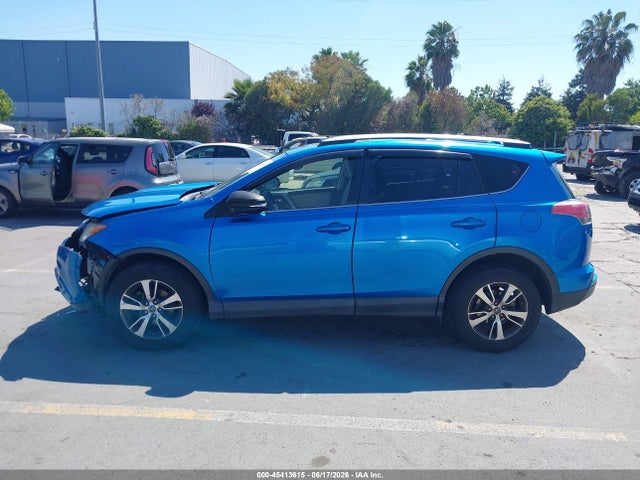 Toyota Rav4 Xle 2016 JTMWFREV9GD092052 Image 14
