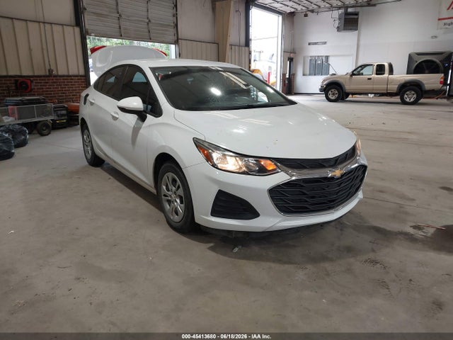 45413680 :رقم المزاد ، 1G1BC5SM5K7150461 vin ، 2019 Chevrolet Cruze Ls مزاد بيع