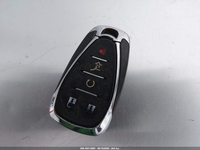 3GNAXMEV8JS613108 Chevrolet Equinox Premier