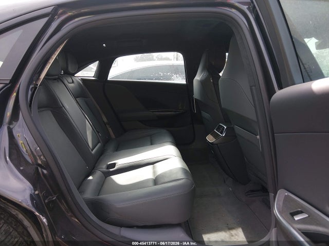 Lucid Air Pure 2023 50EA1PFA7PA009319 Image 8