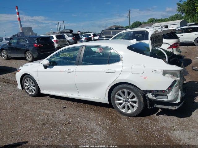 Продаж на аукціоні авто 2019 Toyota Camry Le, vin: 4T1B11HK2KU709053, номер лоту: 45413816