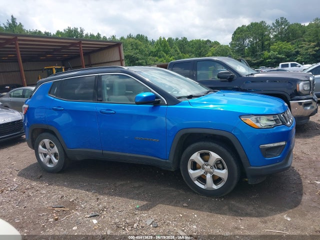 45413829 :رقم المزاد ، 3C4NJCBB6JT123888 vin ، 2018 Jeep Compass Latitude Fwd مزاد بيع
