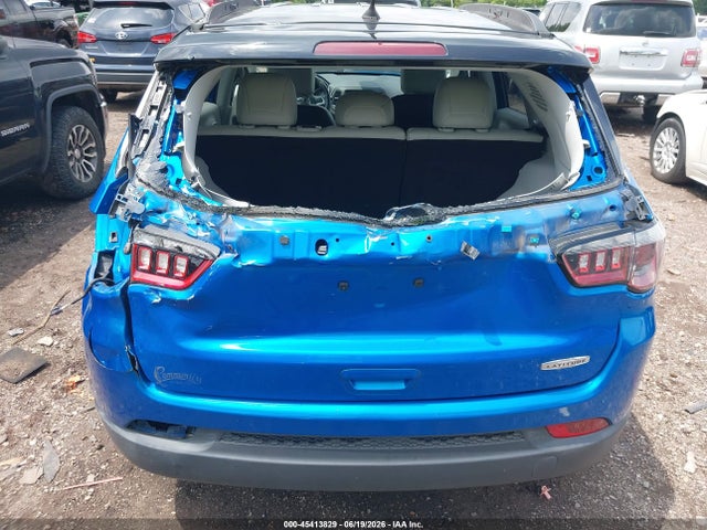 45413829 :رقم المزاد ، 3C4NJCBB6JT123888 vin ، 2018 Jeep Compass Latitude Fwd مزاد بيع