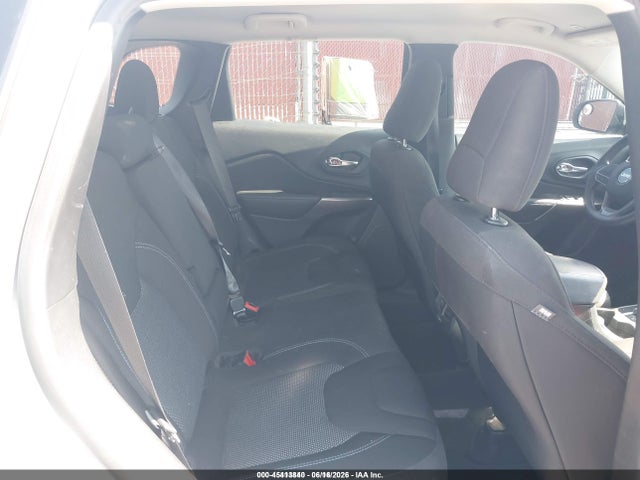 Jeep Cherokee Latitude 4x4 2019 1C4PJMCB3KD486668 Image 8