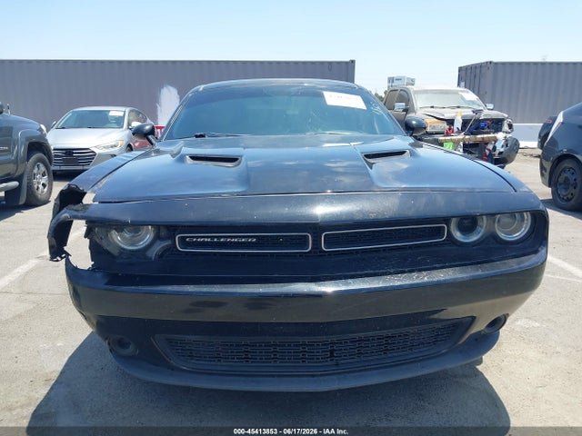 Продажа на аукционе авто 2016 Dodge Challenger Sxt, vin: 2C3CDZAG5GH131565, номер лота: 45413853