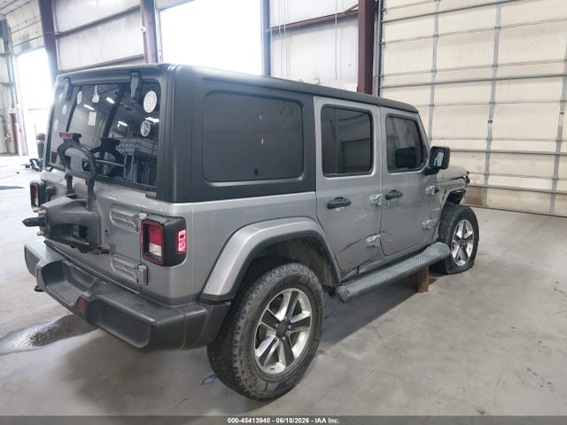 1C4HJXEG8KW555793 Jeep Wrangler Unlimited Sahara 4x4