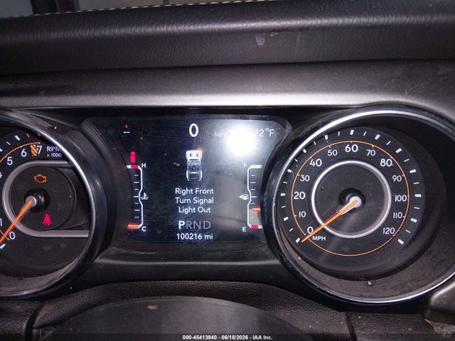 1C4HJXEG8KW555793 Jeep Wrangler Unlimited Sahara 4x4