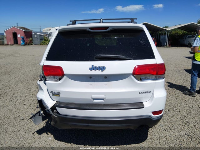 45413941 :رقم المزاد ، 1C4RJFAG8FC858584 vin ، 2015 Jeep Grand Cherokee Laredo مزاد بيع