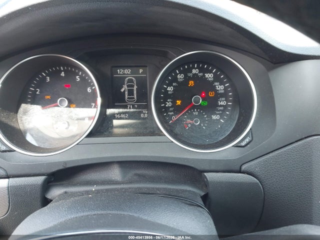 3VWDB7AJ1JM263461 Volkswagen Jetta 1.4t Se/1.4t Wolfsburg Edition