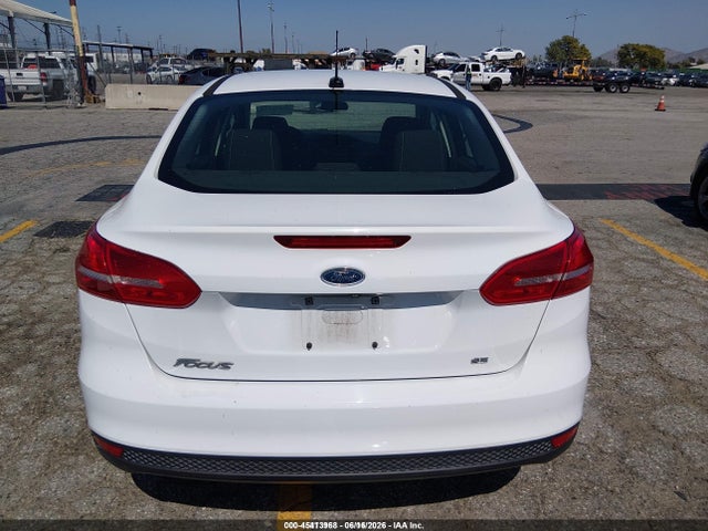 Ford FOCUS SE 2018 1FADP3F21JL328394 Image 16
