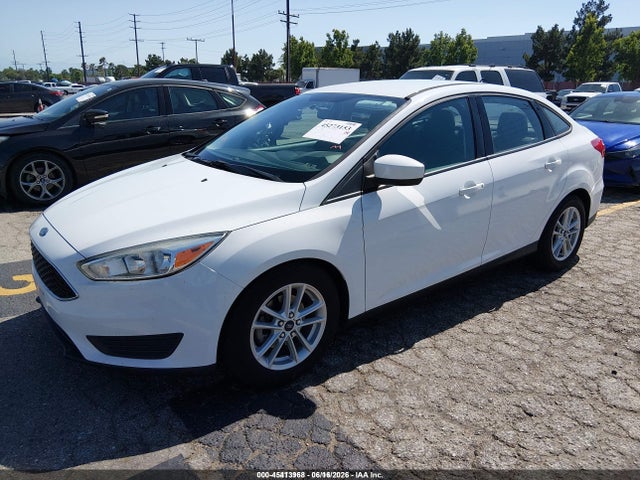 Ford FOCUS SE 2018 1FADP3F21JL328394 Image 2